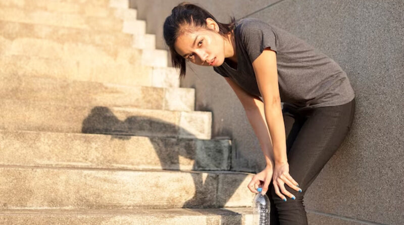 सीढ़ियां चढ़ते ही चढ़ जाती है सांस? डाइट में जोड़ें ये चीजें