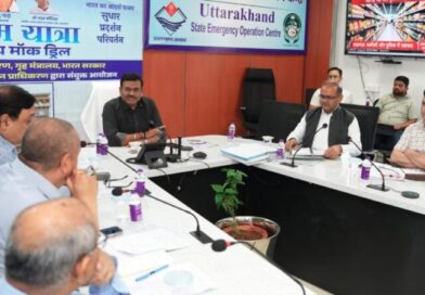 मुख्य सचिव आनंद बर्द्धन ने चारधाम यात्रा की तैयारियों की समीक्षा की