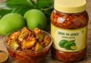 घर पर ऐसे बनाएं स्वादिष्ट आम का अचार, महीनों तक रहेगा ताजा और कुरकुरा
