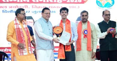 मुख्यमंत्री ने मेधावी विद्यार्थियों को किया सम्मानित, प्रतिभाओं का बढ़ाया हौसला
