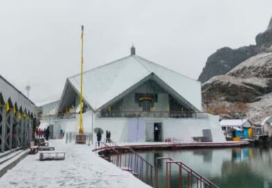 हेमकुंड साहिब के कपाट 10 अक्टूबर को होंगे बंद, अब तक 2.38 लाख से अधिक श्रद्धालुओं ने किए दर्शन