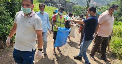 कांवड़ यात्रा के बाद नीलकंठ में चला व्यापक स्वच्छता अभियान, जिलाधिकारी के निर्देशन में हुई सफाई