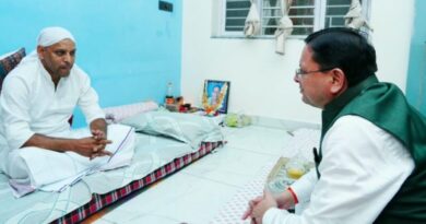 मनोज झा और विमल पुरवाल की माताओं के निधन पर मुख्यमंत्री धामी ने जताया दुख