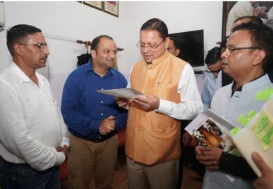 मुख्यमंत्री से कर्मचारी संगठनों के विभिन्न प्रतिनिधिमंडलों ने की मुलाकात