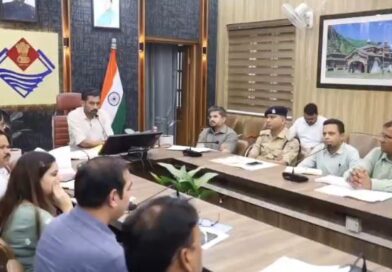 स्वतंत्रता दिवस की तैयारियों को लेकर डीएम डॉ. आशीष चौहान ने की समीक्षा