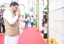 शहीद स्मारक पहुंचे सीएम धामी, वीर शहीदों को किया नमन